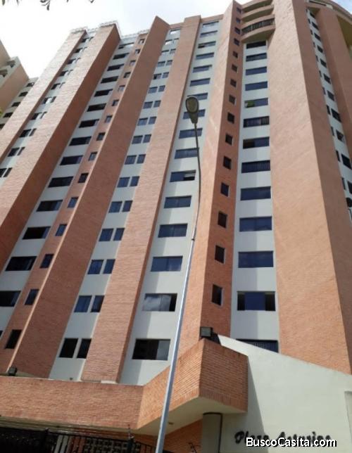 SKY GROUP  VENDE  APARTAMENTO AMOBLADO EN LA TRIGALEÑA RESIDENCIAS PLAZA ASTURIAS 