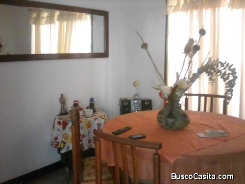 CASA EXCELENTE OPORTUNIDAD COLINAS SANTA ROSA CUA