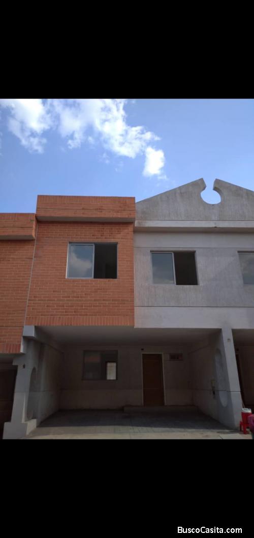 Town House San Diego Peggy Araujo 04144166002