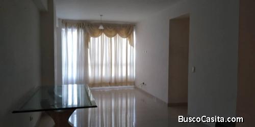 ALQUILO APARTAMENTO LA GRANJA 