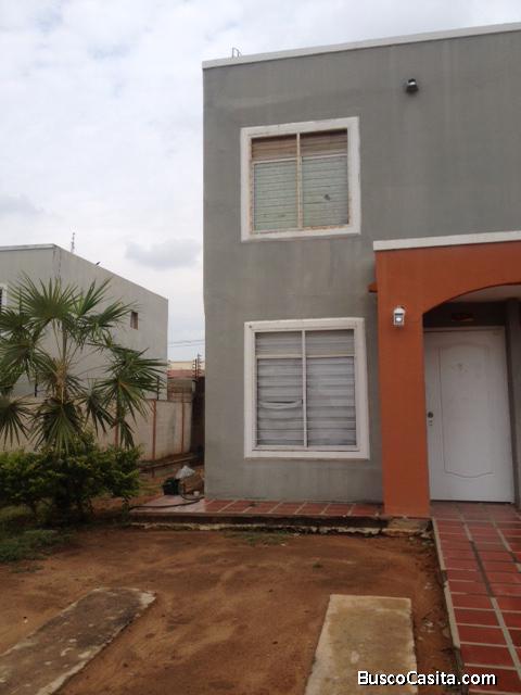 Casa Venta Maracaibo Caminos de la Lagunita 2 040620