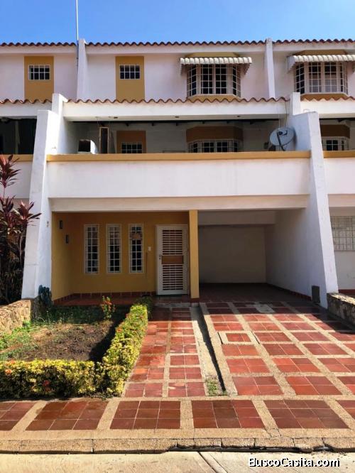 Town House 3 niveles