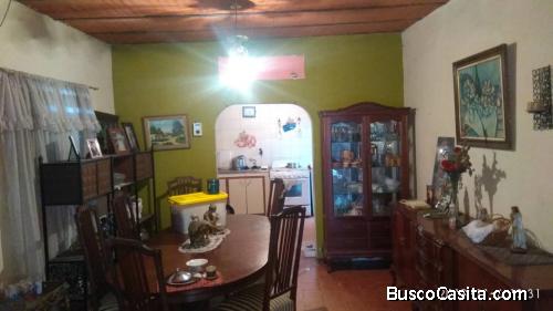 CASA EN LA COOPERATIVA MARACAY