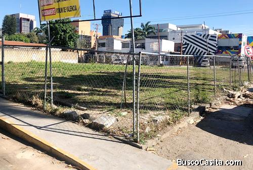 Yamily Ochoa Vende Terreno Urb. El Viñedo Valencia - YTE3