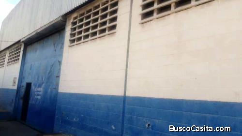 EN VENTA Galpón en excelente  ubicación  avda. Intercoumunal Barcelona