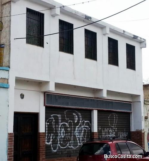 Local comercial con área de taller y de exhibición Magdaleno