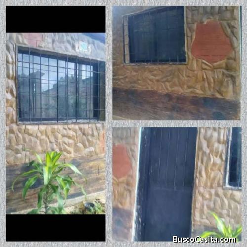 EN VENTA CASA EN YAGUA SECTOR QUEBRADA HONDA