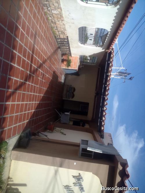 EN VENTA CASA EN SAN DIEGO EL REMANSO, CASA ESQUINA DE 350MT
