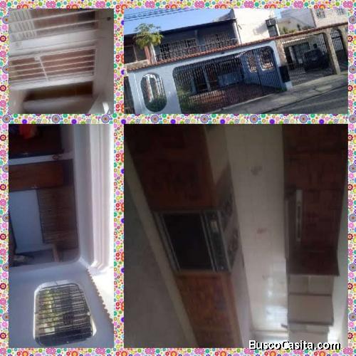 EN VENTA CASA EN SAN DIEGO URBANIZAZCION BOSQUESERINO ZONA MUY TRANQUILA Y SEGURA 