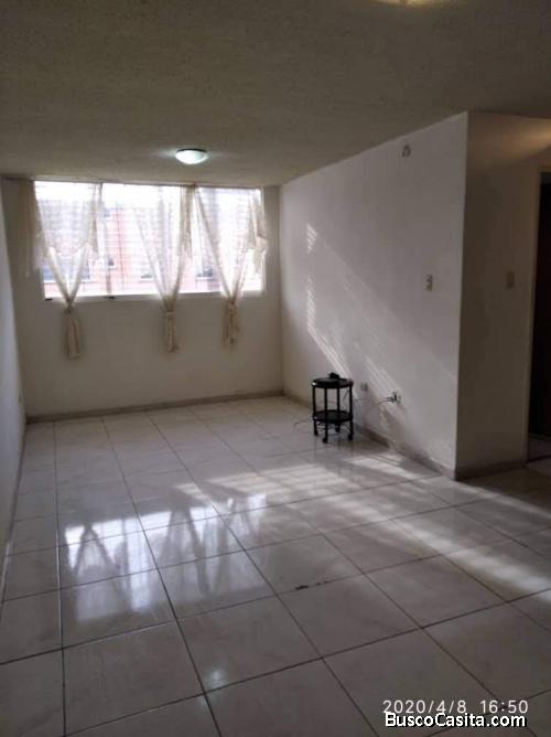 EN ALQUILER COMODO APARTAMENTO EN SAN DIEGO MONTE MAYOR PLANTA BAJA