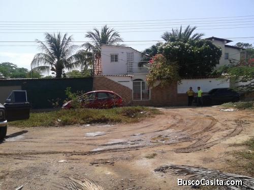 Vendo o negocio parcela en urbanización Margarita