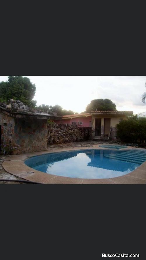 Vendo Impresionante Casa de Campo