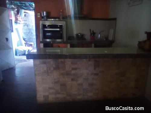 Casa en ricardo urriera sector 2 