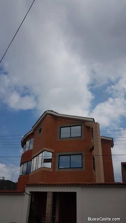 Casa en Naguanagua Rotafe FOC-683