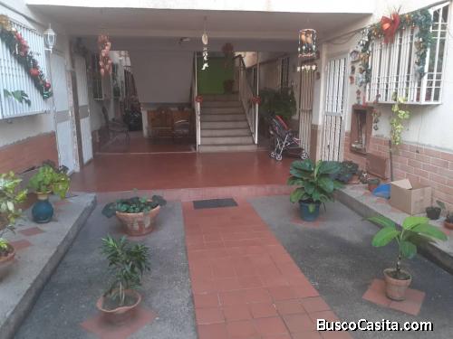 En Venta apartamento de 2 habitaciones Valera