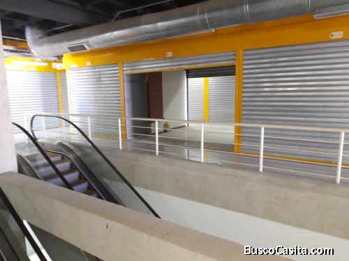 Local Comercial.  C. C. Merpolara 