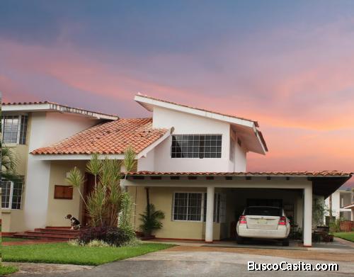 Casa en Venta Urb San Miguel