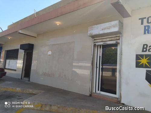 LOCAL COMERCIAL ALQUILER 18 DE OCTUBRE