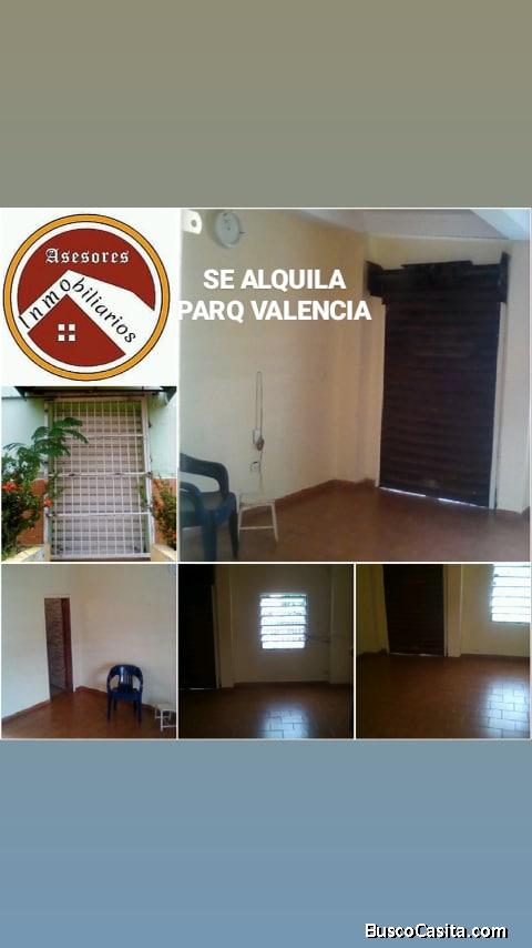 SE ALQUILA LOCAL EN PARQUE VALENCIA