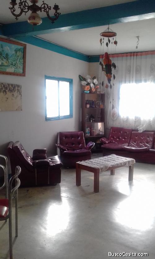 ofresco en venta casa terminada en su totalidad, con los servicios basicos, a muy buen precio