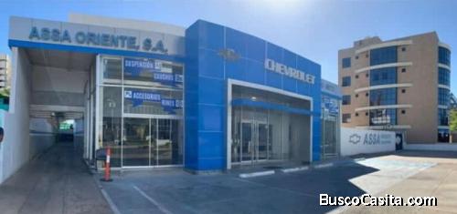 EN VENTA LOCAL COMERCIAL EN LA AV. PRINCIPAL DE LECHERIA