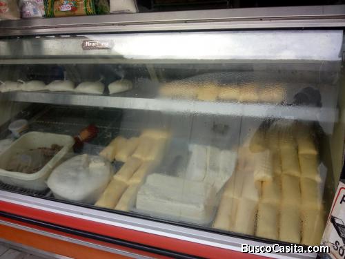 Local comercial en salida del tren de Cua 