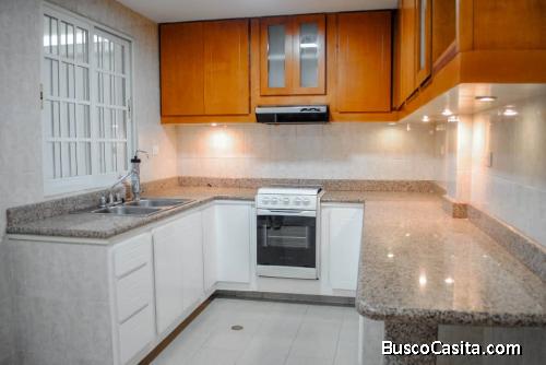 Casa venta Maracaibo Villa Palma Real 210720
