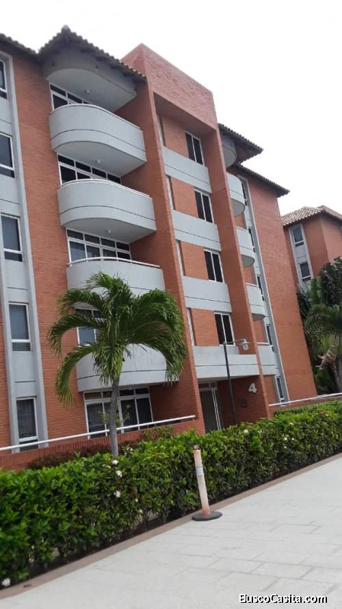 SE VENDE APTO. EN RESIDENCIAS PLAYA GUAICA, LECHERIA