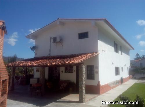 CENTURY21 CHACAO RE Ofrece Casa en Venta Urb Pan de Azucar Colinas Carrizal