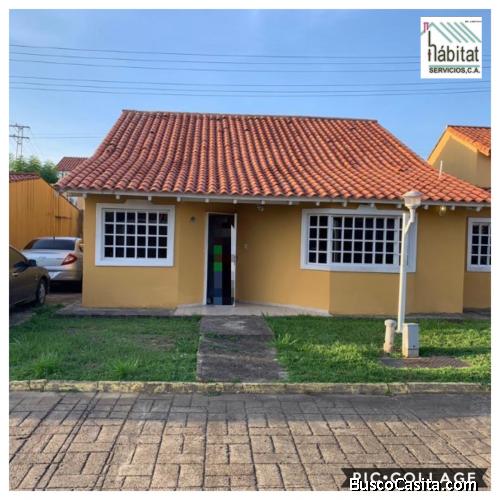 Se vende casa en Urb. LA CARACOLA.