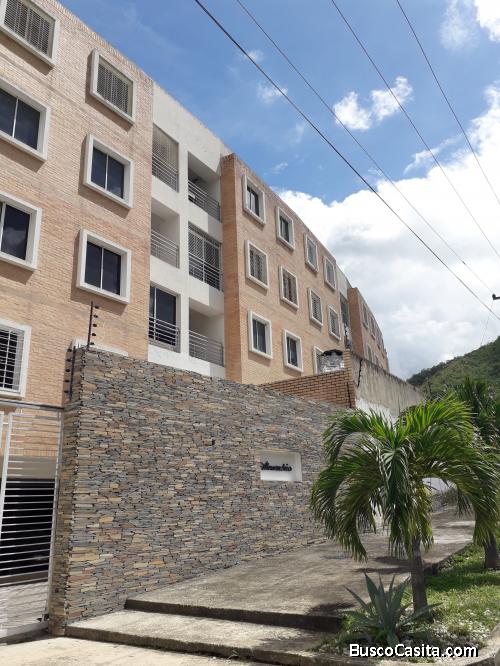 Sky Group vende apartamento de 82m2 en Jardín Mañongo