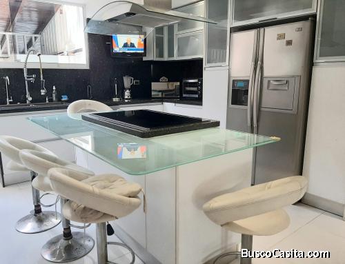 Muy linda Casa-Quinta. Oportunidad