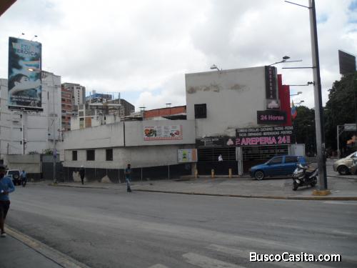 Se Vende Local Comercial 1839M2, Av. Casanova Pquia El Recreo