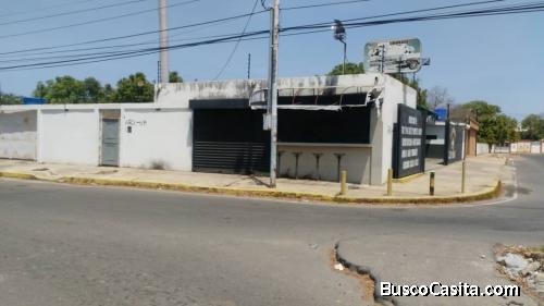 CASA COMERIAL VENTA LA ROTARIA MARACAIBO API 28370