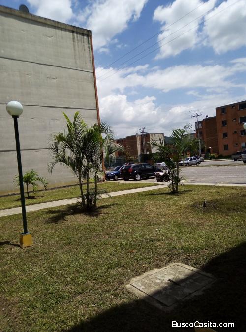 Zoraida Araujo Vende Apto. en Tulipan San Diego 04244574535