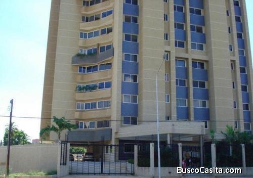 VENDO APTO EN 5 DE JULIO Y MILAGRO CON PLANTA Y POZO