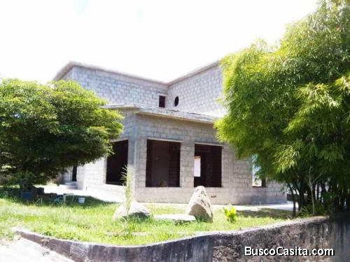 Casa en la entrada naguanagua valencia Altamira FOC-720