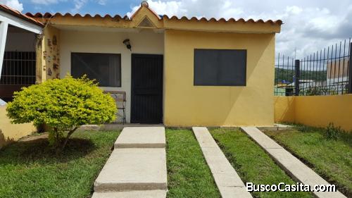Zoraida Araujo Vende Casa en Lomas de la Hacienda 04244574535