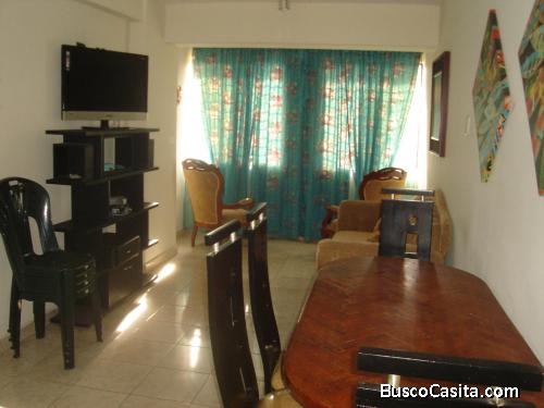 SE VENDE APARTAMENTO EN TAZAJAL SUITES 