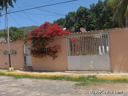 VENDO CASA EN EL TACAL