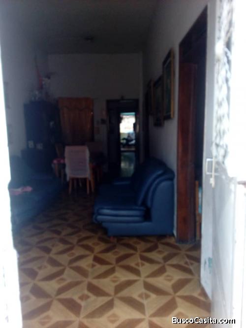 SE VENDE CASA EN SANTA ROSA 04243150762.MARACAY
