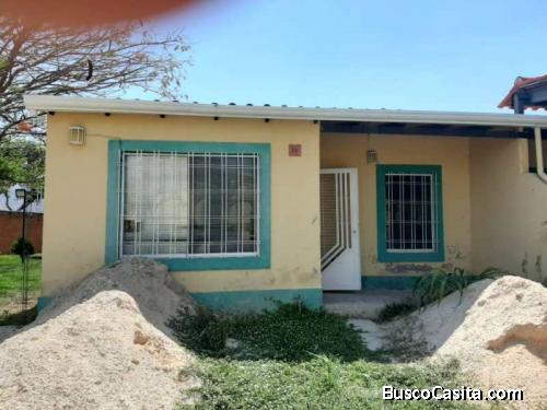 SE VENDE CASA EN VALLE DE ORO SAN DIEGO 