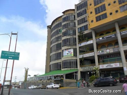 Alquiler de locales desde 6m2 en Centro Coliseo, San Antonio de los Altos, Miranda, Venezuela.