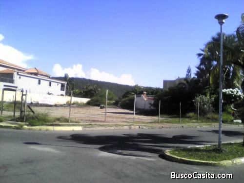 EN VENTA PARCELA EN RESIDENCIAS LAS VILLAS, LECHERIA