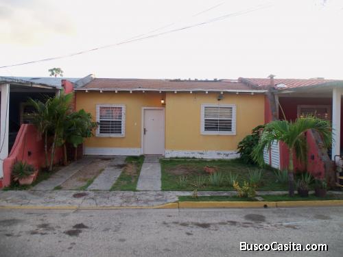 9000$-Vivienda-Conjunto Residencial Privado-Papeles en regla-Trato directo 