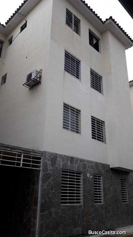 SKY GROUP PLATINUM VENDE Apartamento en La Granja II, Naguanagua