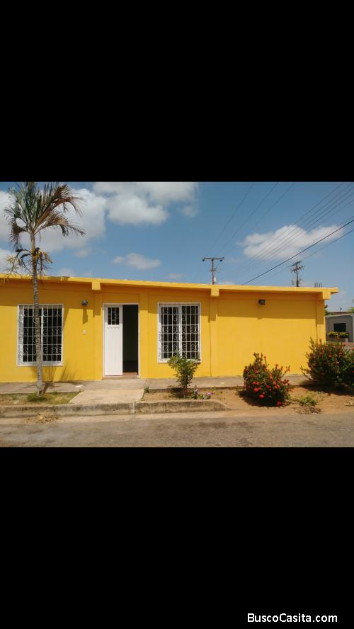 Vendo casa amplia Urb San Onofre II frente a San Remo