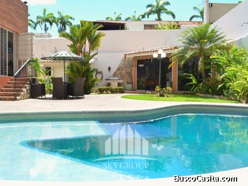 SKY GROUP PLATINUM VENDE Casa en La Trigaleña, Valencia.