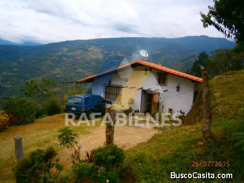 INMOBILIARIA RAFABIENES C.A., VENDE CASA DE CAMPO EN LA MUCUY ALTA