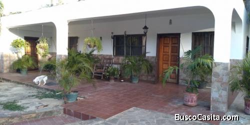 En venta casa amplia en Pampatar